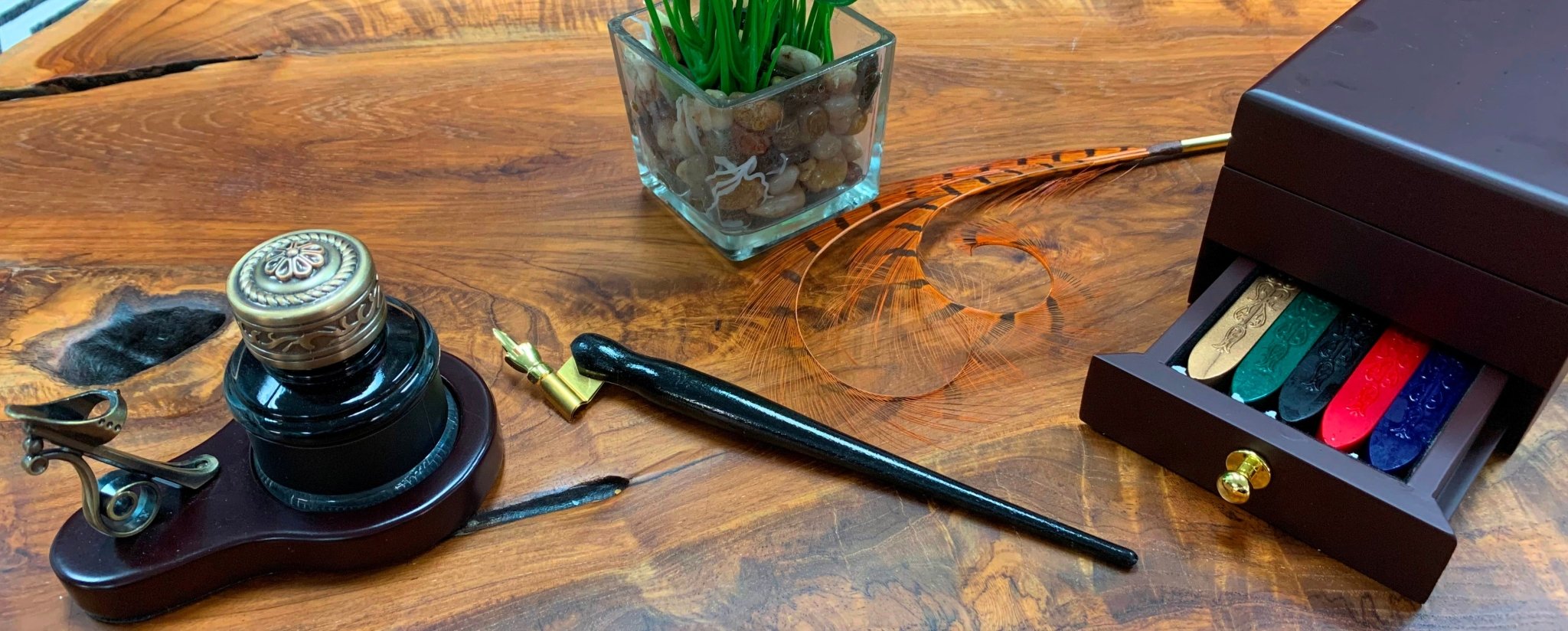 Wood Vintage Desk Accessories  - Nostalgic Impressions