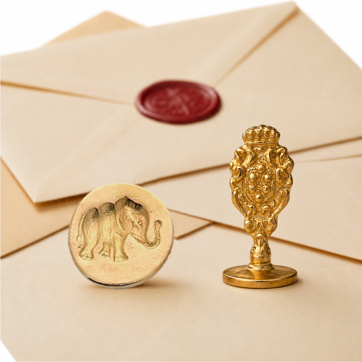 Elephant Wax Seal Stamp – Vintage-Style Round Florentine Brass Stamp with Attached Handle - Nostalgic Impressions