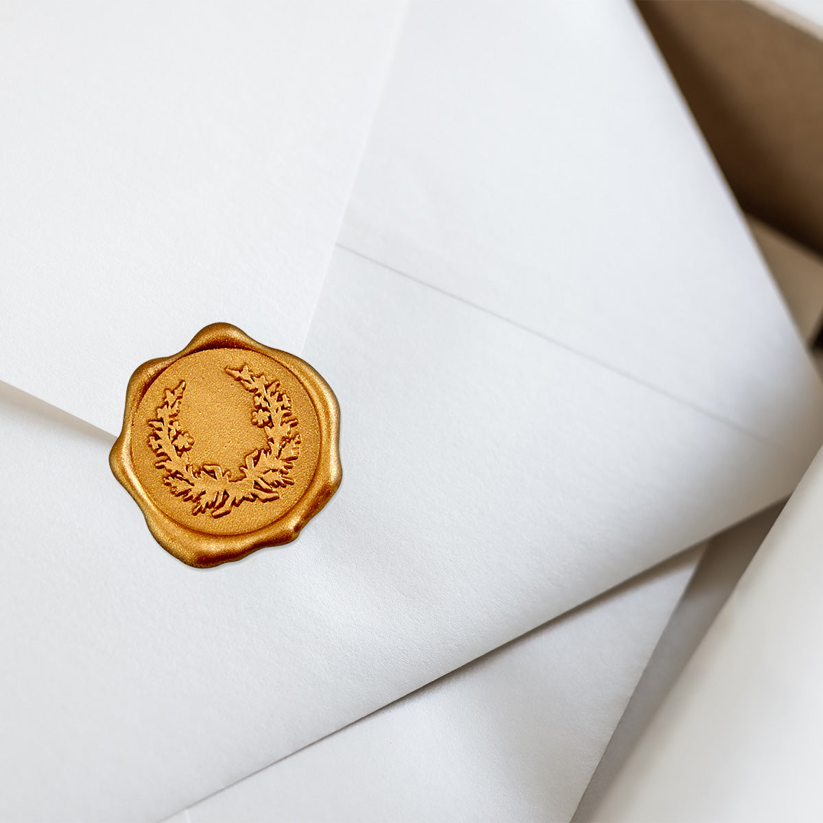 Gold Wreath Adhesive Wax Seal Stickers for Envelopes and Invitations (25-Pack)